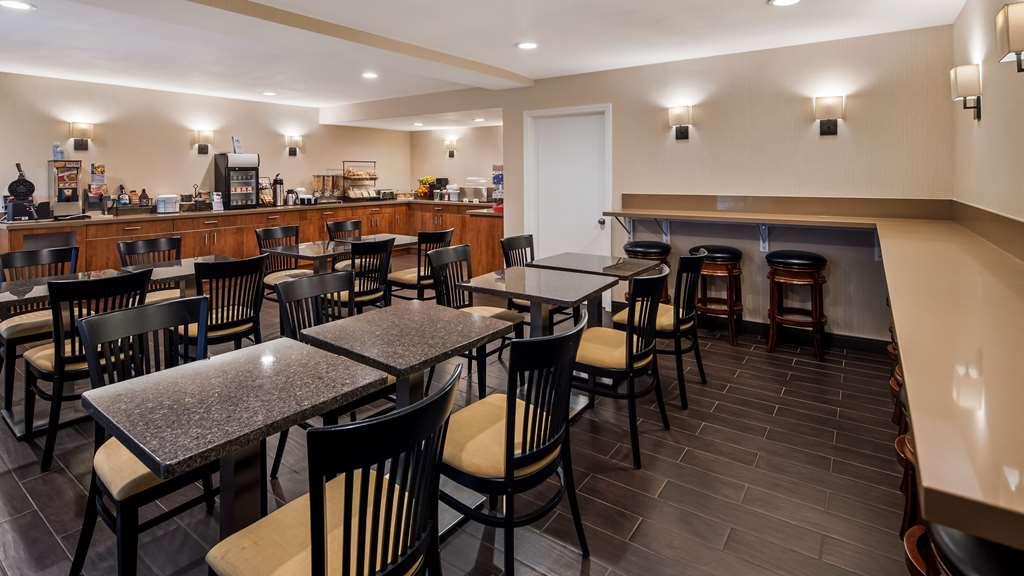 Best Western Norwalk Inn Ngoại thất bức ảnh