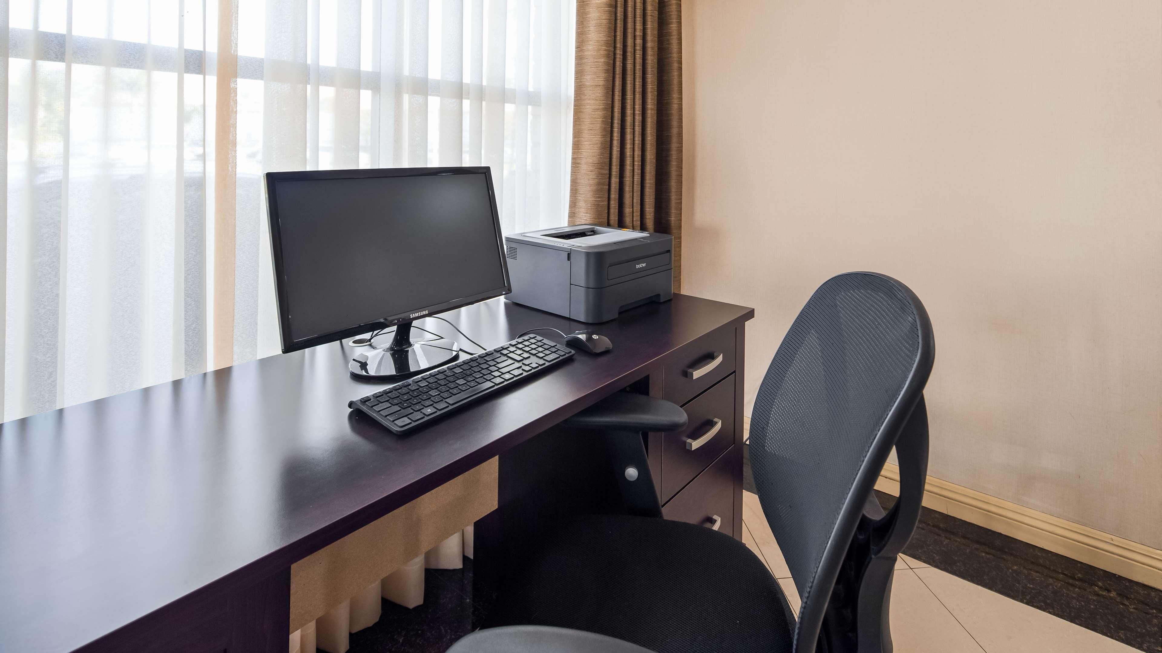 Best Western Norwalk Inn Ngoại thất bức ảnh