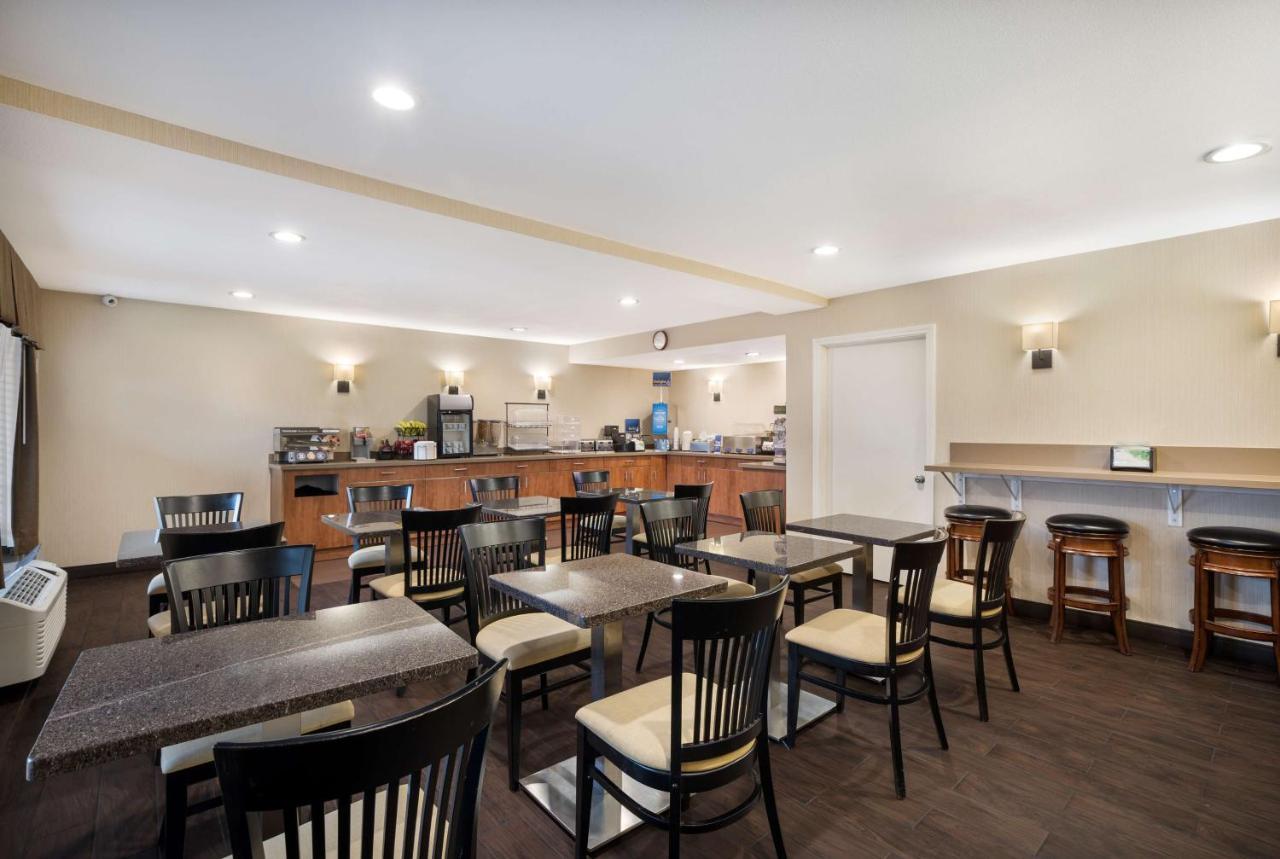 Best Western Norwalk Inn Ngoại thất bức ảnh