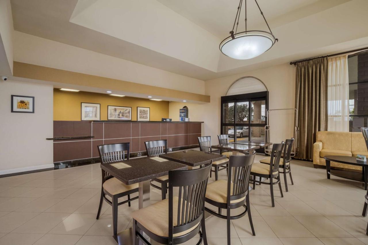 Best Western Norwalk Inn Ngoại thất bức ảnh