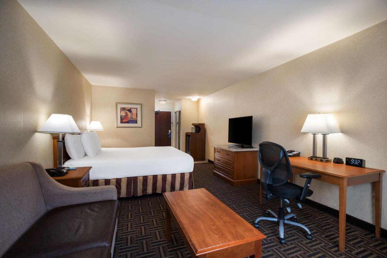 Best Western Norwalk Inn Ngoại thất bức ảnh