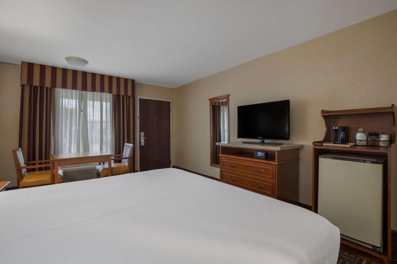 Best Western Norwalk Inn Ngoại thất bức ảnh