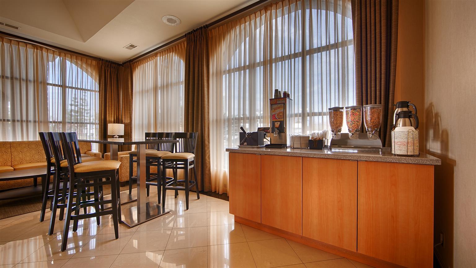 Best Western Norwalk Inn Ngoại thất bức ảnh