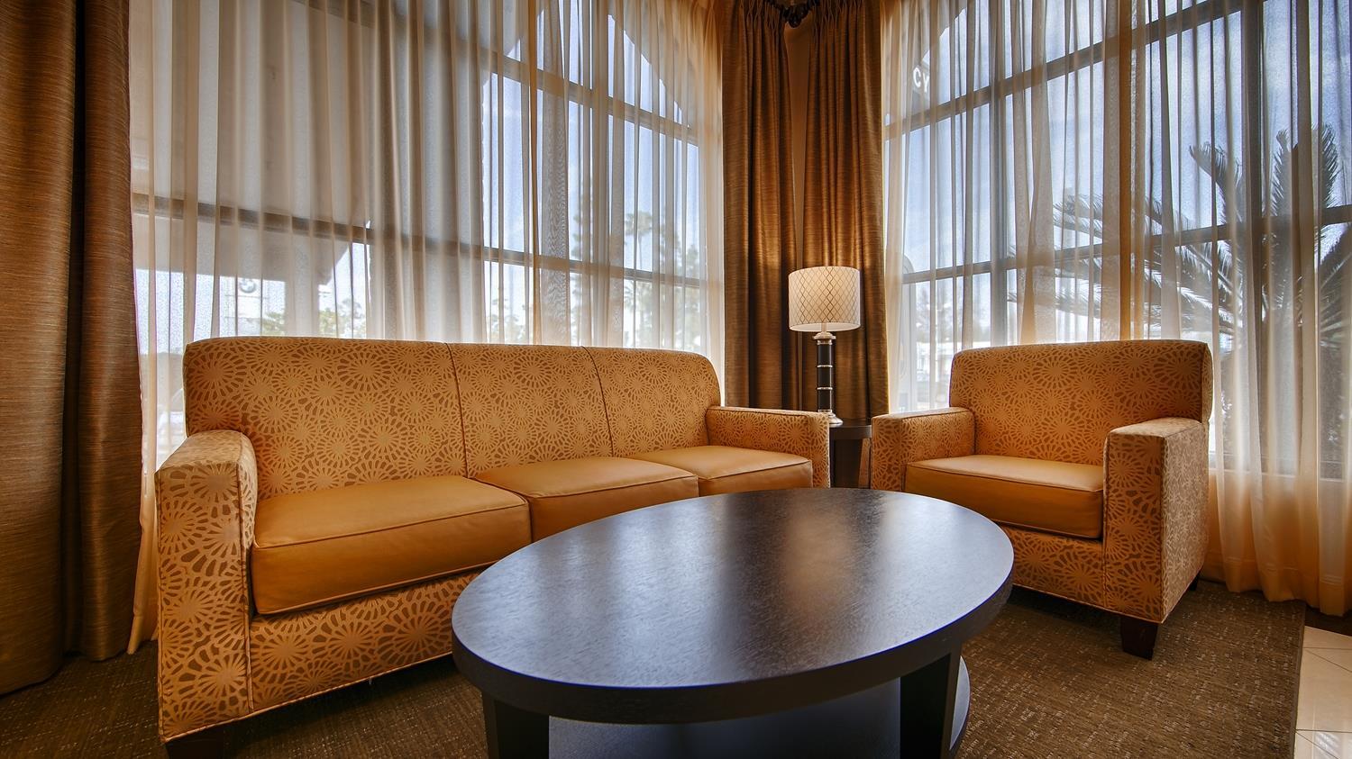 Best Western Norwalk Inn Ngoại thất bức ảnh