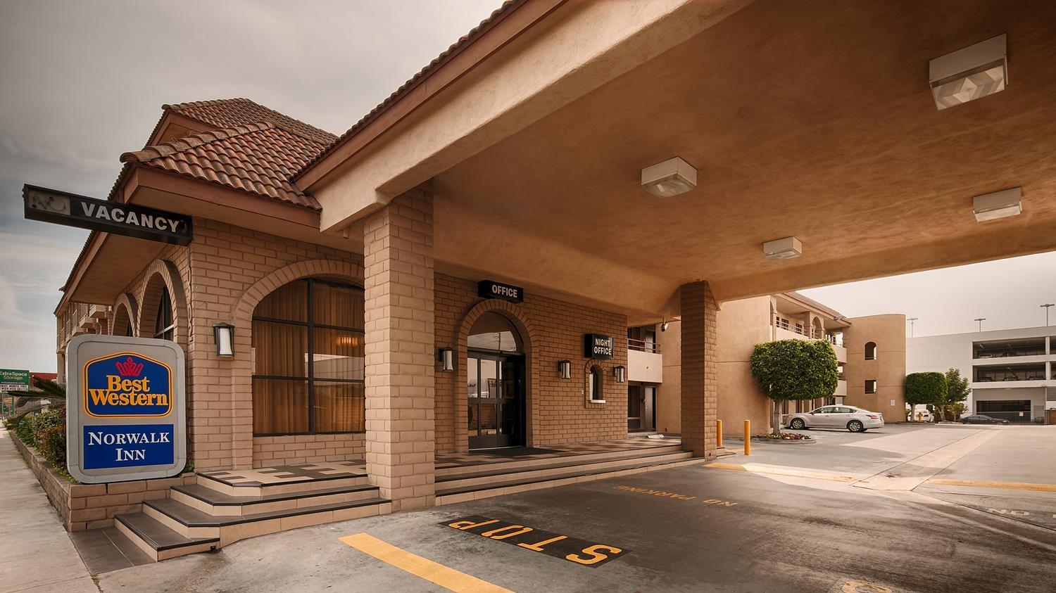 Best Western Norwalk Inn Ngoại thất bức ảnh