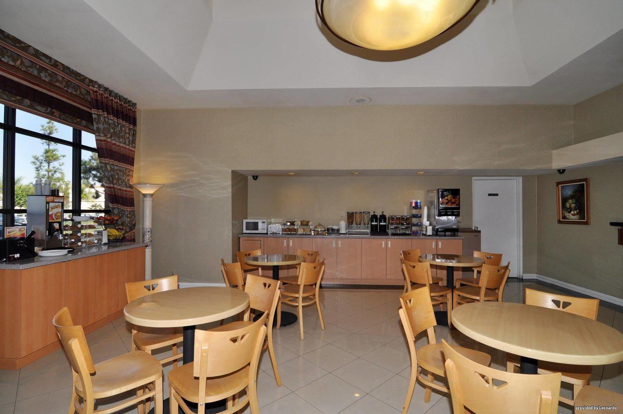 Best Western Norwalk Inn Ngoại thất bức ảnh