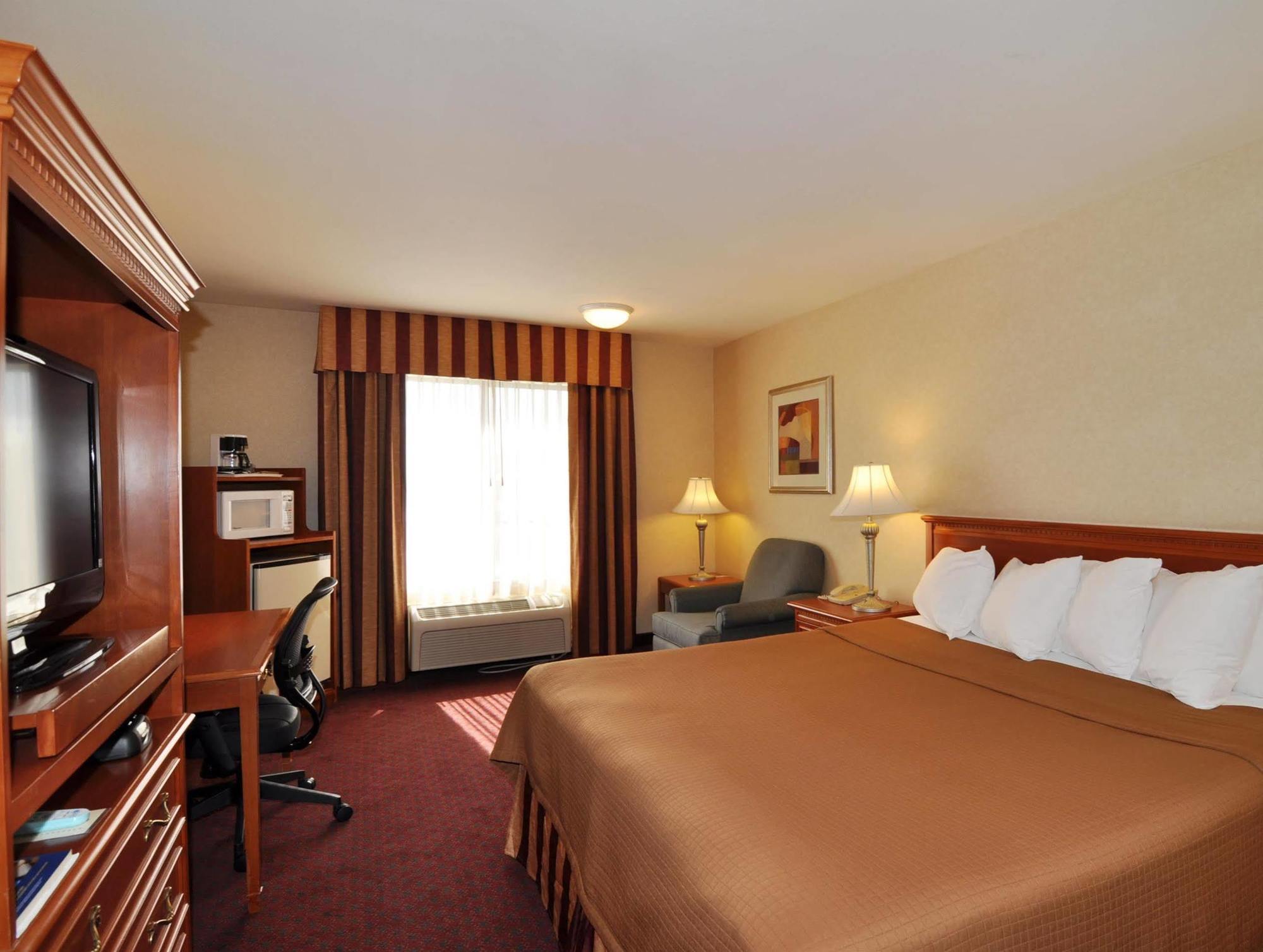 Best Western Norwalk Inn Ngoại thất bức ảnh