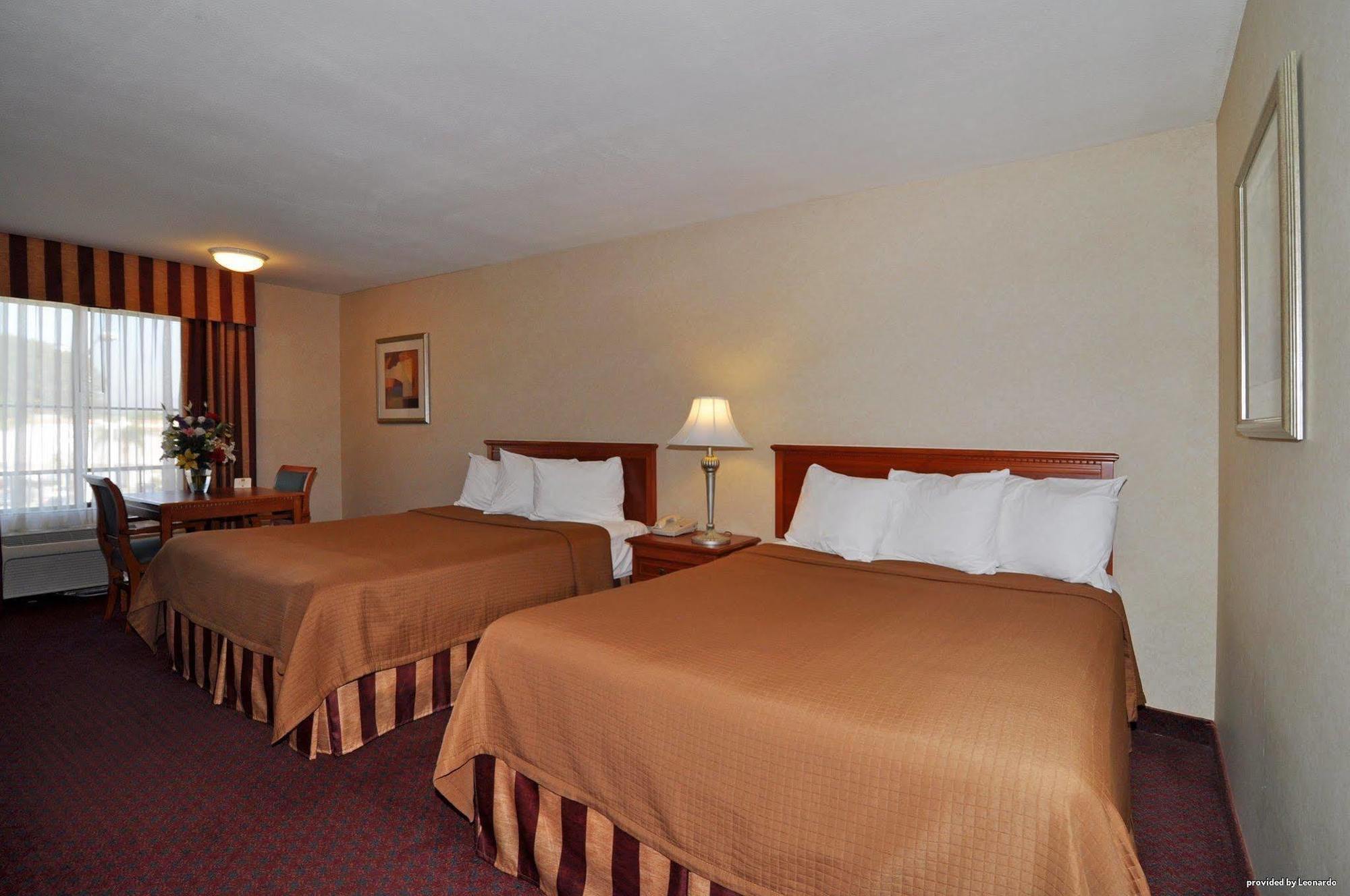 Best Western Norwalk Inn Ngoại thất bức ảnh