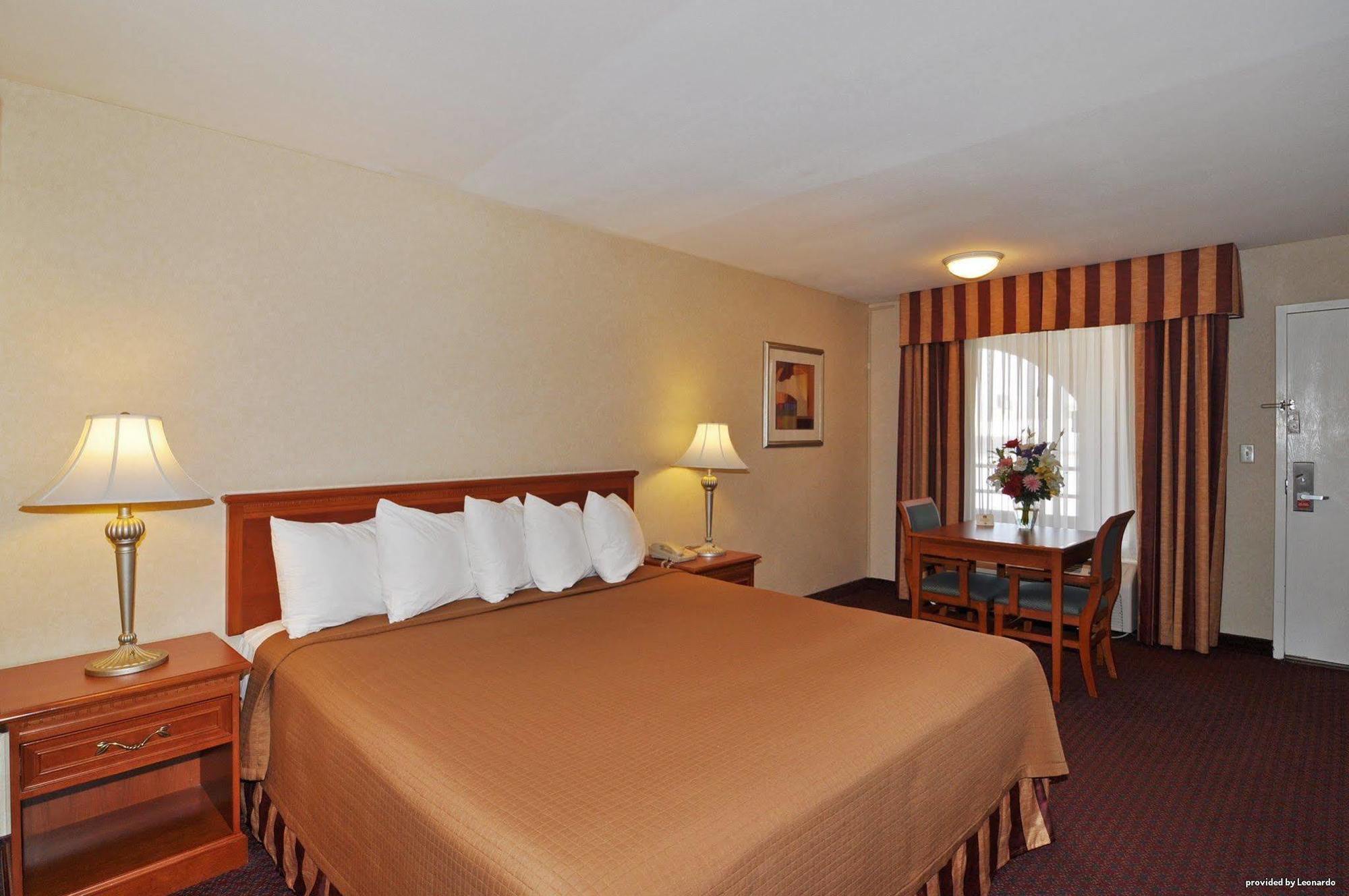 Best Western Norwalk Inn Ngoại thất bức ảnh