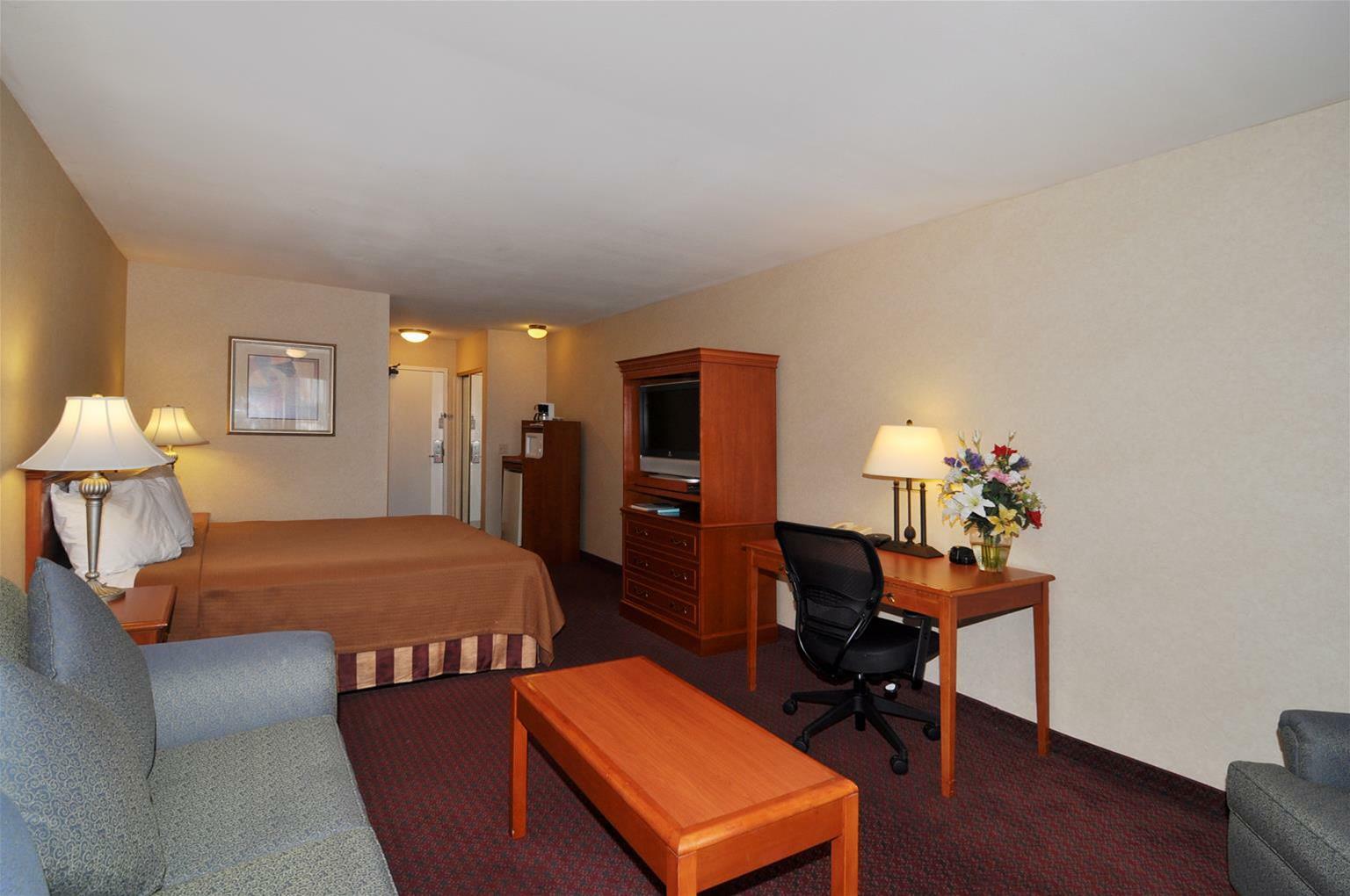 Best Western Norwalk Inn Ngoại thất bức ảnh